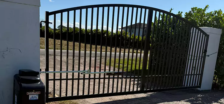 Driveway Fence Repair Trumbull